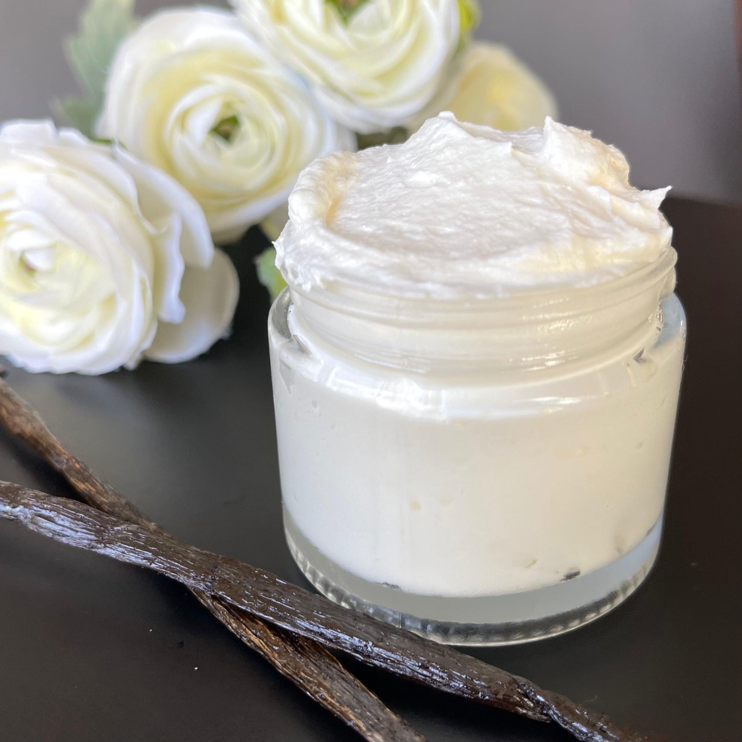 Decadent Line - Madagascar Vanilla, Walnut & Rosehip